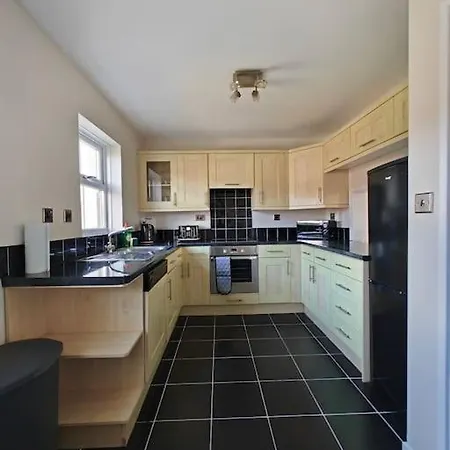 The Castle Villa Killingworth Exterior photo
